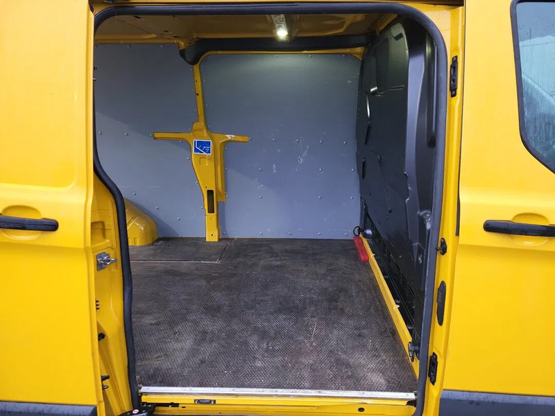 Ford Transit Custom - فان المدمجة: صور 5 Ford Transit Custom - فان المدمجة: صور 5