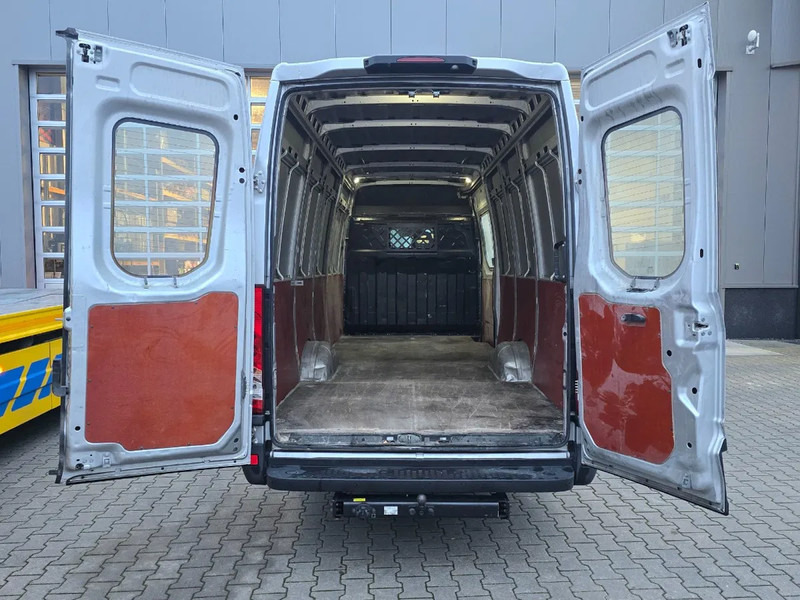 Iveco Daily 35S16 - فان: صور 3 Iveco Daily 35S16 - فان: صور 3