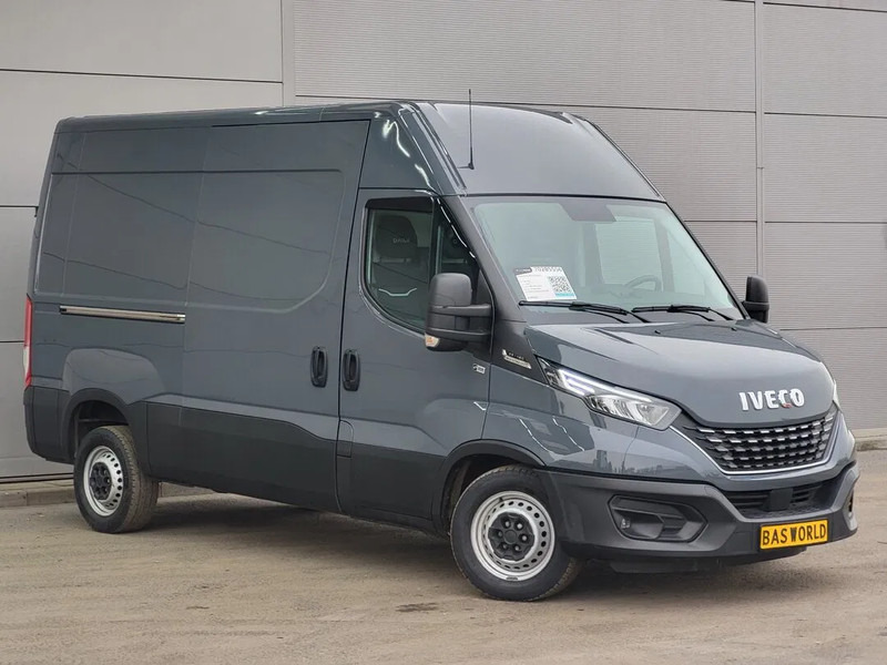 Iveco Daily 35S18 - فان, الشاحنات الصغيرة كابينة مزدوجة: صور 3 Iveco Daily 35S18 - فان, الشاحنات الصغيرة كابينة مزدوجة: صور 3