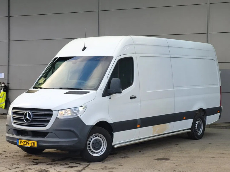 Mercedes-Benz Sprinter - فان: صور 1 Mercedes-Benz Sprinter - فان: صور 1