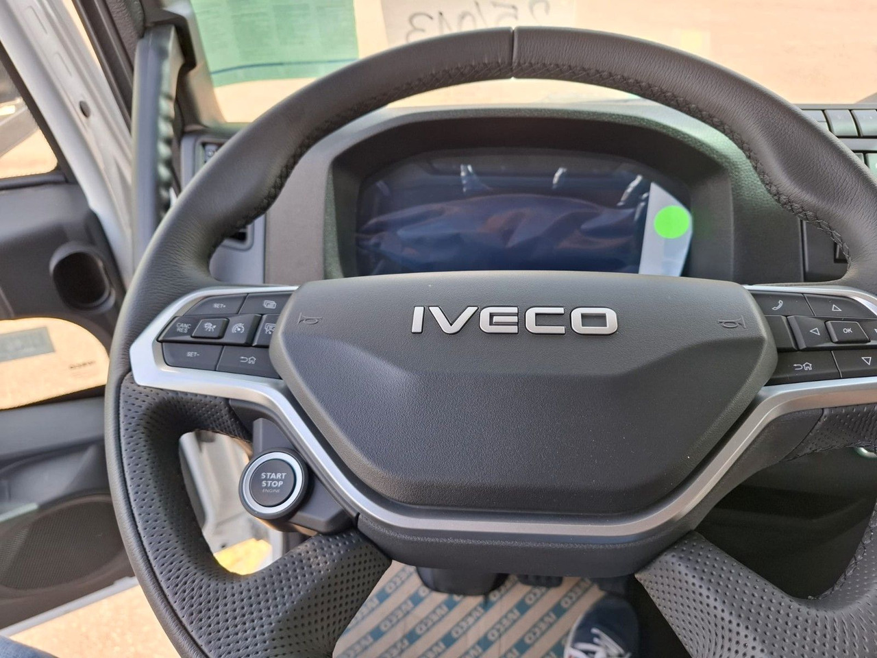 Iveco ML 140-280 FFH, Fahrgestell, Luft, Klima, ... - الشاسيه شاحنة: صور 5 Iveco ML 140-280 FFH, Fahrgestell, Luft, Klima, ... - الشاسيه شاحنة: صور 5