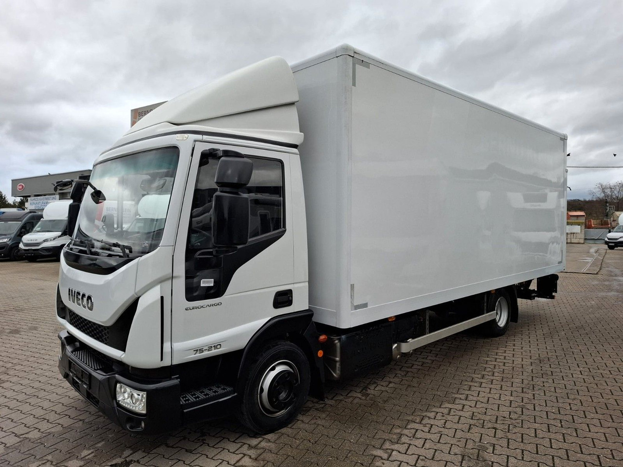 Iveco ML75-210P, Koffer, LBW, Klima, Luft,.. - الشاحنات الصغيرة صندوق مغلق: صور 1 Iveco ML75-210P, Koffer, LBW, Klima, Luft,.. - الشاحنات الصغيرة صندوق مغلق: صور 1