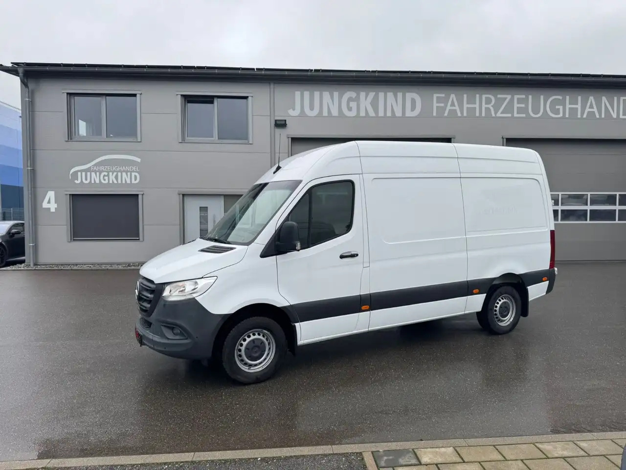 Mercedes-Benz Sprinter 317 CDI Lang Hoch Klima MBUX AHK 2,8t - فان: صور 1 Mercedes-Benz Sprinter 317 CDI Lang Hoch Klima MBUX AHK 2,8t - فان: صور 1