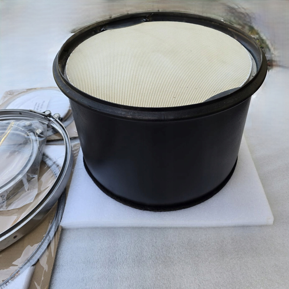 Nowy Wkład DPF MAN TGX Euro 6 + Zestaw uszczelek - نظام العادم - شاحنة: صور 2 Nowy Wkład DPF MAN TGX Euro 6 + Zestaw uszczelek - نظام العادم - شاحنة: صور 2