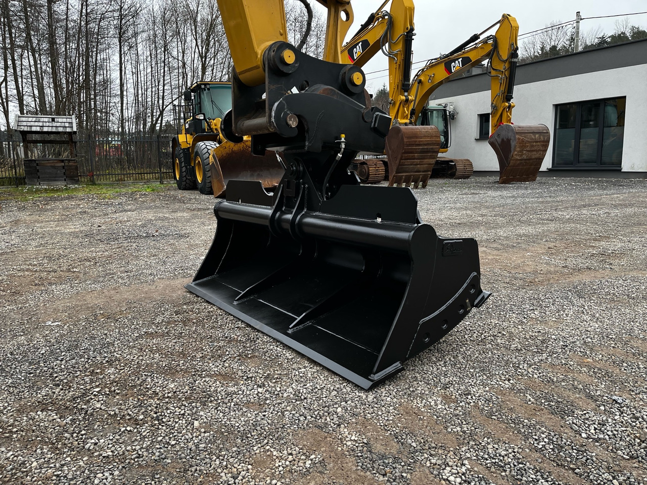 Łyżka skarpowa hydraulicznie uchylna CW40 - بكت حفار - بكت حفار: صور 1 Łyżka skarpowa hydraulicznie uchylna CW40 - بكت حفار - بكت حفار: صور 1