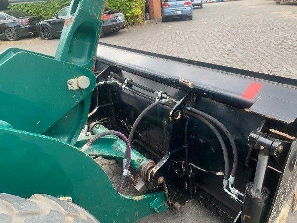 CAT 906 M - اللودر بعجل: صور 5 CAT 906 M - اللودر بعجل: صور 5