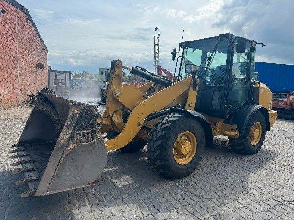 CAT 906M - اللودر بعجل: صور 2 CAT 906M - اللودر بعجل: صور 2