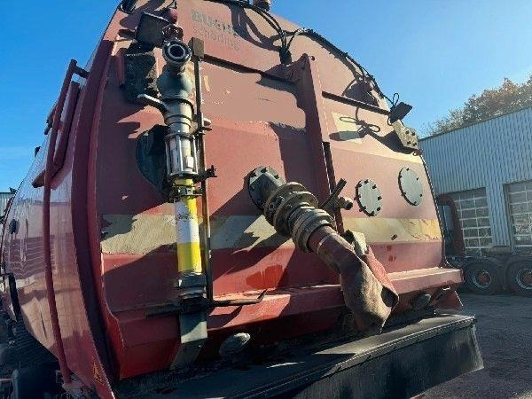 Mercedes-Benz 1829 L - سياره كنس شوارع: صور 4 Mercedes-Benz 1829 L - سياره كنس شوارع: صور 4