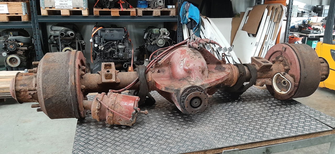 Gebrauchte DB 8.17, Hinterachse, Artikel - Nr. : 81.99999 - 9999 - المحور الخلفي - شاحنة: صور 3 Gebrauchte DB 8.17, Hinterachse, Artikel - Nr. : 81.99999 - 9999 - المحور الخلفي - شاحنة: صور 3