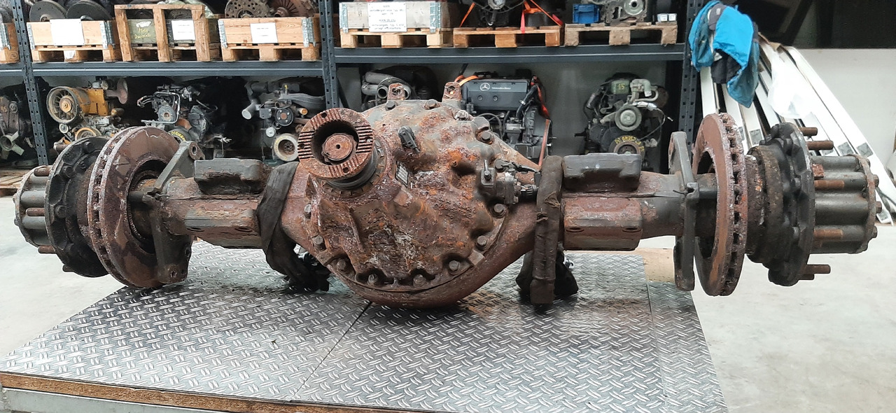 Gebrauchte DB Axor 18 - 24, Hypoidachse, 13 Tonnen, Artikel - Nr. : 81.99999 - 9999 - المحور الخلفي - شاحنة: صور 5 Gebrauchte DB Axor 18 - 24, Hypoidachse, 13 Tonnen, Artikel - Nr. : 81.99999 - 9999 - المحور الخلفي - شاحنة: صور 5