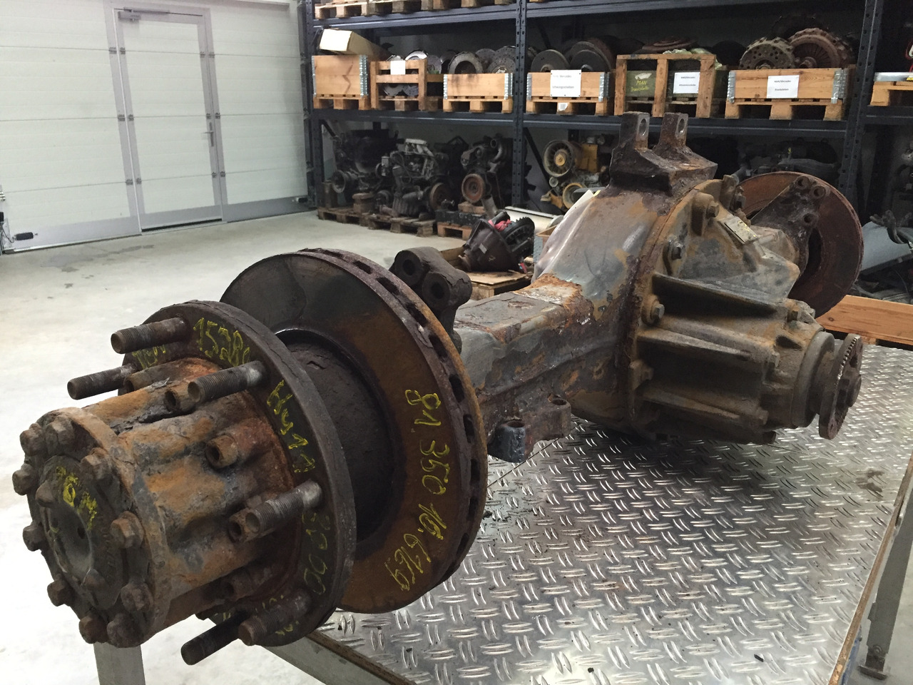 Gebrauchte Hinterachse MAN TGM 15.280, Typ : HY 11 3000, Artikel - Nr. : 81.35010 - 6169 - المحور الخلفي - شاحنة: صور 5 Gebrauchte Hinterachse MAN TGM 15.280, Typ : HY 11 3000, Artikel - Nr. : 81.35010 - 6169 - المحور الخلفي - شاحنة: صور 5