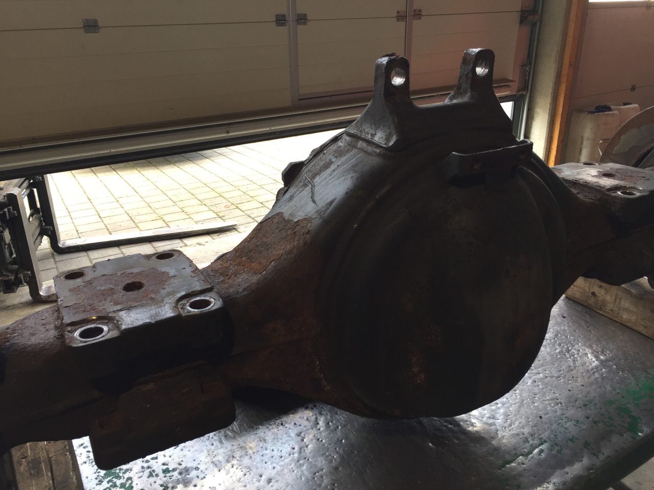 Gebrauchte Hinterradachse DB Axor 1824, Typ : HL6 / 1DCSL - 13, Artikel - Nr. : 99.99999 - 9999 - المحور الخلفي - شاحنة: صور 3 Gebrauchte Hinterradachse DB Axor 1824, Typ : HL6 / 1DCSL - 13, Artikel - Nr. : 99.99999 - 9999 - المحور الخلفي - شاحنة: صور 3