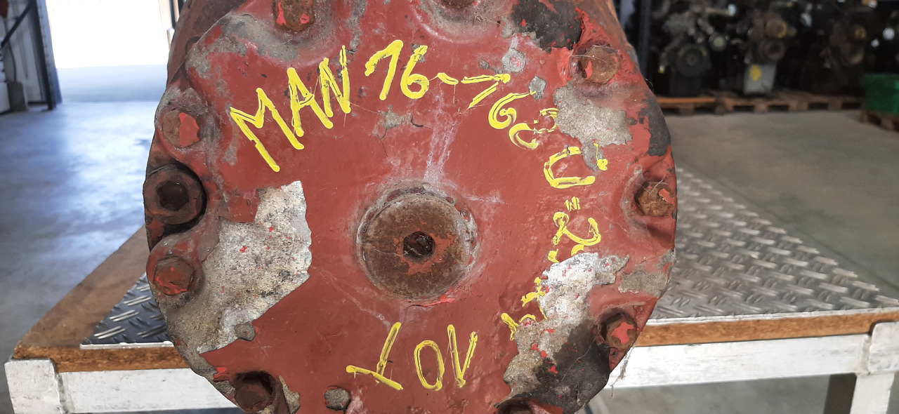 Gebrauchte MAN 16.168, Planetenachse, Artikel - Nr. : 81.99999 - 9999 - المحور الخلفي - شاحنة: صور 4 Gebrauchte MAN 16.168, Planetenachse, Artikel - Nr. : 81.99999 - 9999 - المحور الخلفي - شاحنة: صور 4