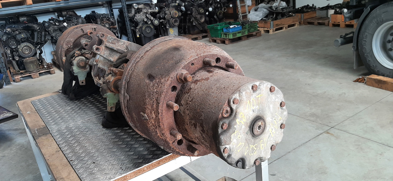 Gebrauchte MAN 19.321, Außenplanetenachse, Artikel - Nr. : 81.99999 - 9999 - المحور الخلفي - شاحنة: صور 4 Gebrauchte MAN 19.321, Außenplanetenachse, Artikel - Nr. : 81.99999 - 9999 - المحور الخلفي - شاحنة: صور 4