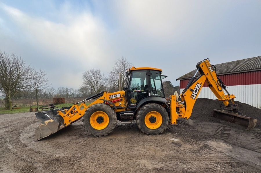JCB 4CX SITEMASTER - حفارة: صور 1 JCB 4CX SITEMASTER - حفارة: صور 1