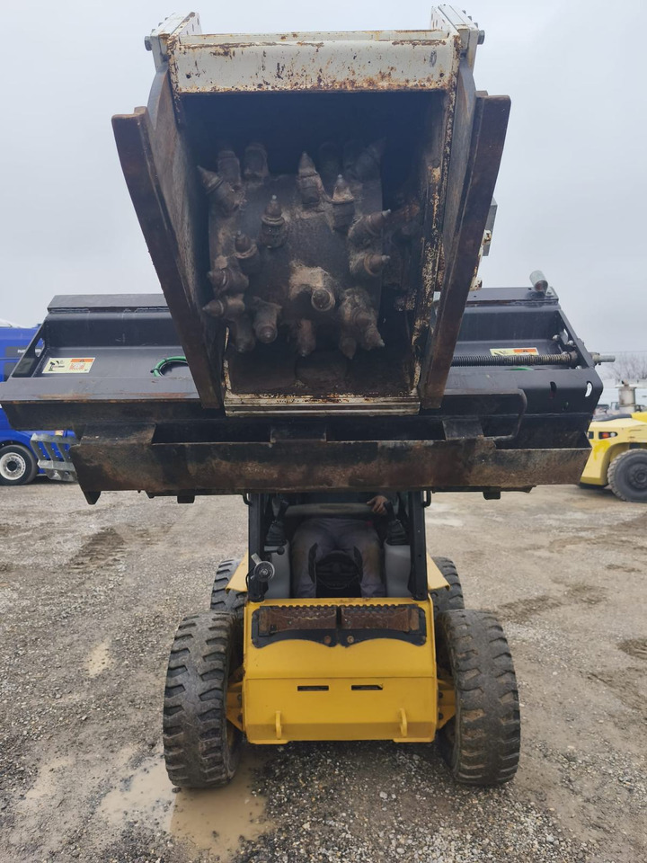 لودر CAT 216, freza, mogučnost najma: صور 8 لودر CAT 216, freza, mogučnost najma: صور 8