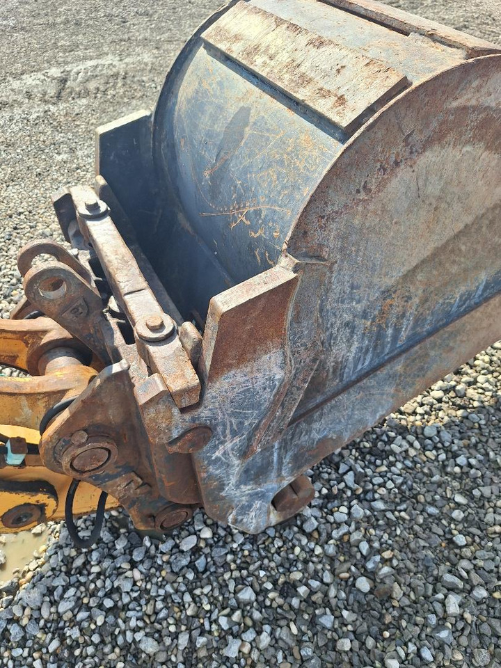 HYUNDAI 130 - حفارات زحافة: صور 2 HYUNDAI 130 - حفارات زحافة: صور 2