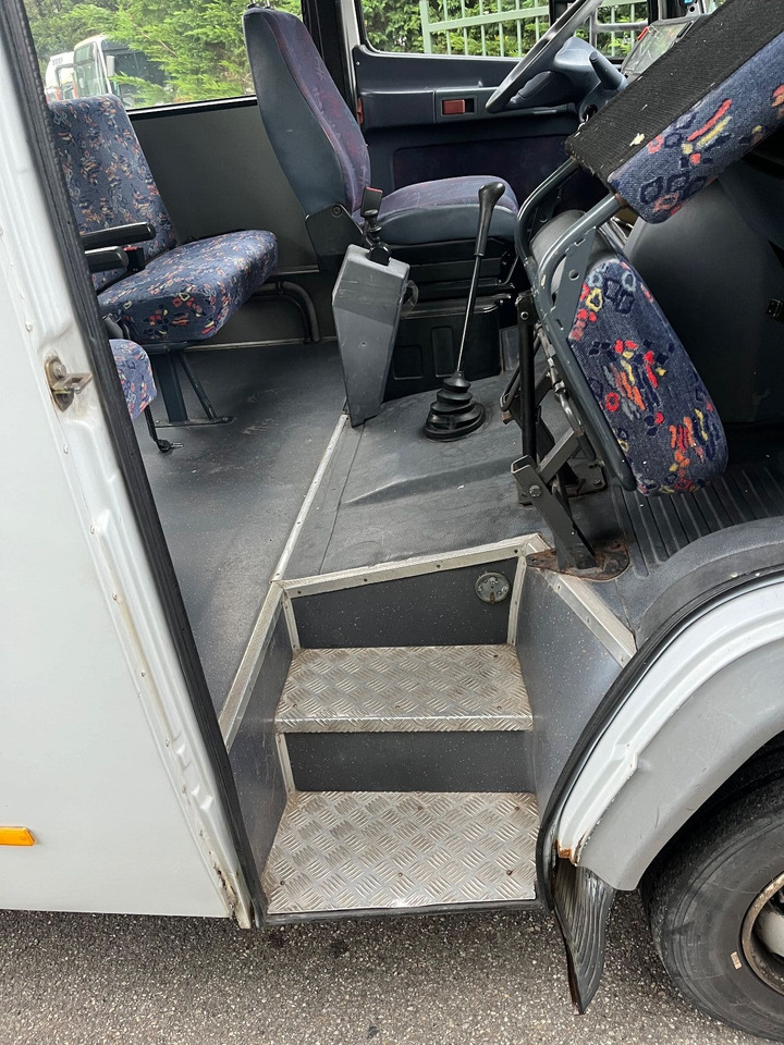 Mercedes-Benz Vario 814 Retarder - باص النقل بين المدن: صور 5 Mercedes-Benz Vario 814 Retarder - باص النقل بين المدن: صور 5