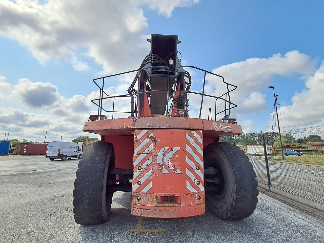 KALMAR DRD 450 80 S5XS - رافعات حاويات: صور 3 KALMAR DRD 450 80 S5XS - رافعات حاويات: صور 3