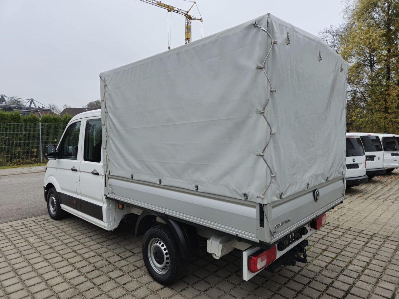 VOLKSWAGEN Crafter Pritsche 35 DOKA mittellang 4MOTION - الشاحنات الصغيرة ستائر: صور 5 VOLKSWAGEN Crafter Pritsche 35 DOKA mittellang 4MOTION - الشاحنات الصغيرة ستائر: صور 5