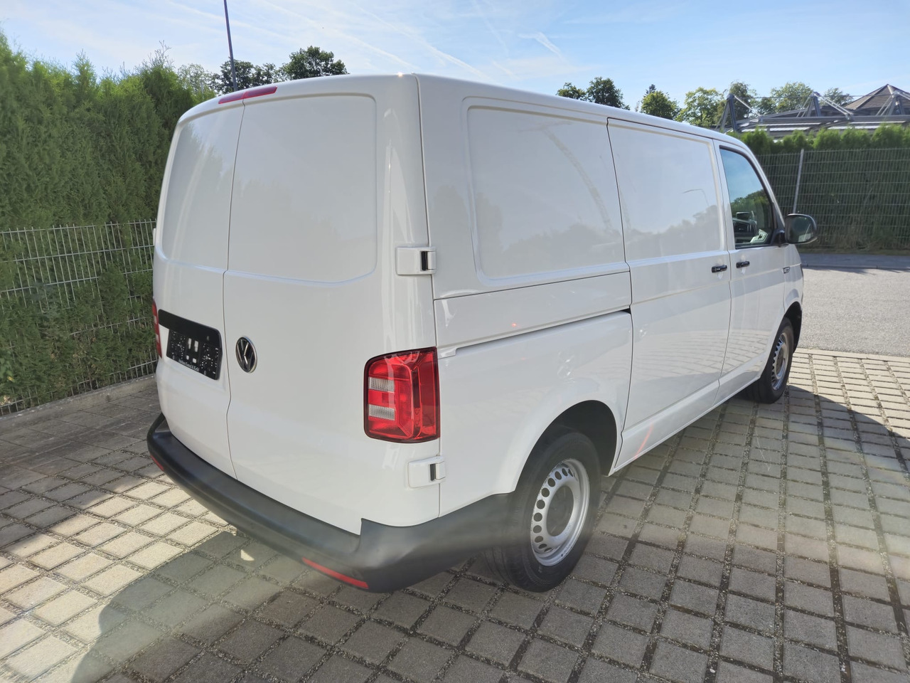 VOLKSWAGEN T6 Transporter Kasten-Kombi Navi/ACC/Standheiz. - فان: صور 5 VOLKSWAGEN T6 Transporter Kasten-Kombi Navi/ACC/Standheiz. - فان: صور 5