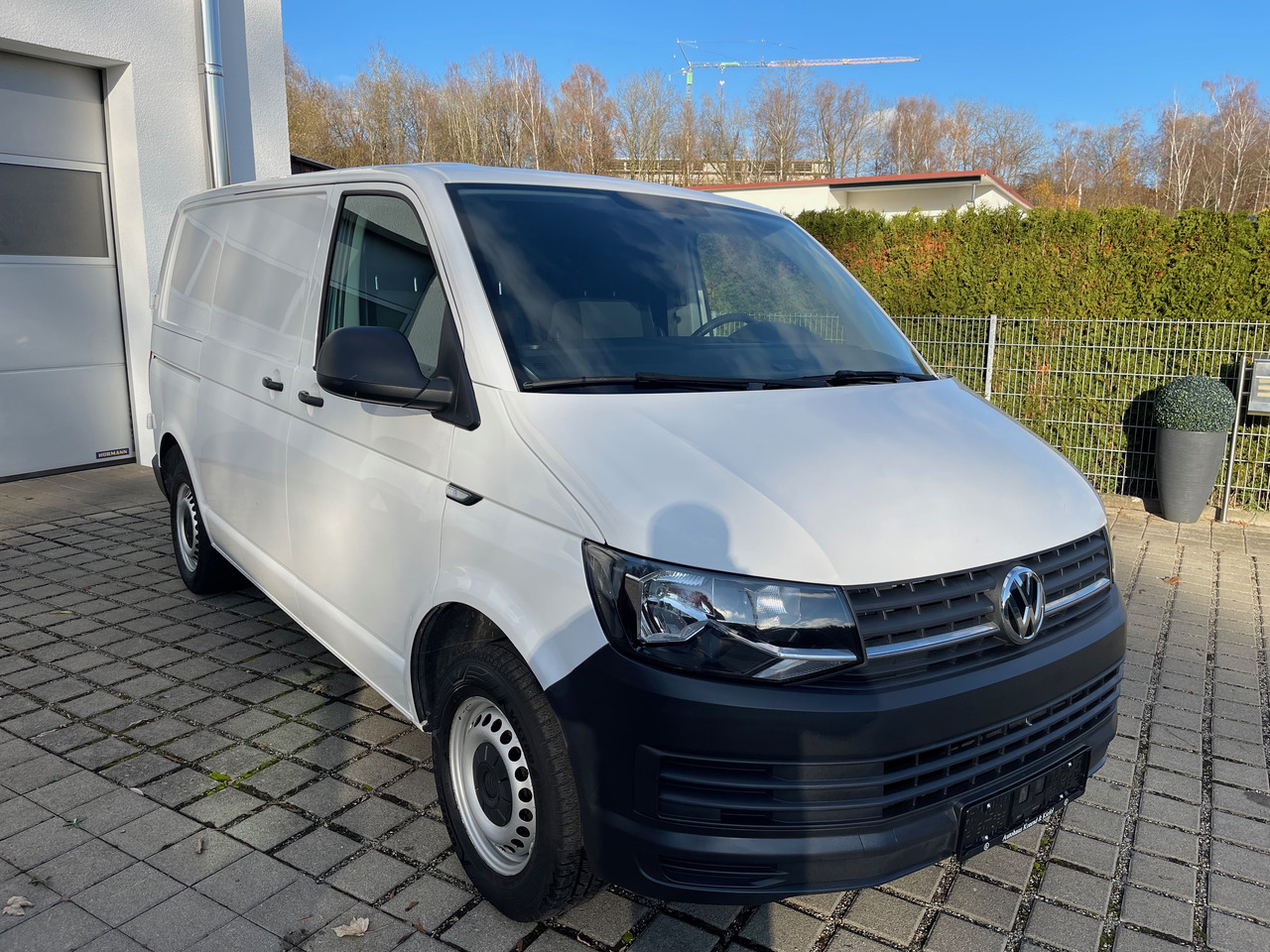 VOLKSWAGEN T6 Transporter Klima/PDC/AHK/Standheizung - فان: صور 2 VOLKSWAGEN T6 Transporter Klima/PDC/AHK/Standheizung - فان: صور 2