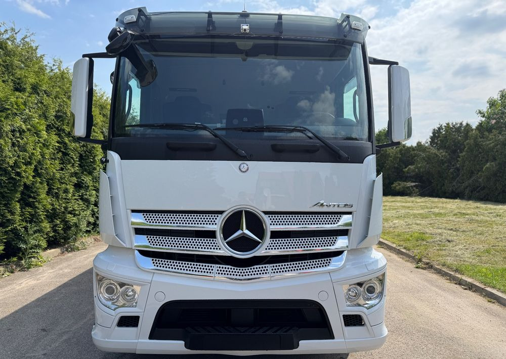 Mercedes-Benz ANTOS /1830/E 6/Chłodnia +Winda /18 Palet / Niski Przebieg122 Tys Km! - مبردة شاحنة: صور 1 Mercedes-Benz ANTOS /1830/E 6/Chłodnia +Winda /18 Palet / Niski Przebieg122 Tys Km! - مبردة شاحنة: صور 1