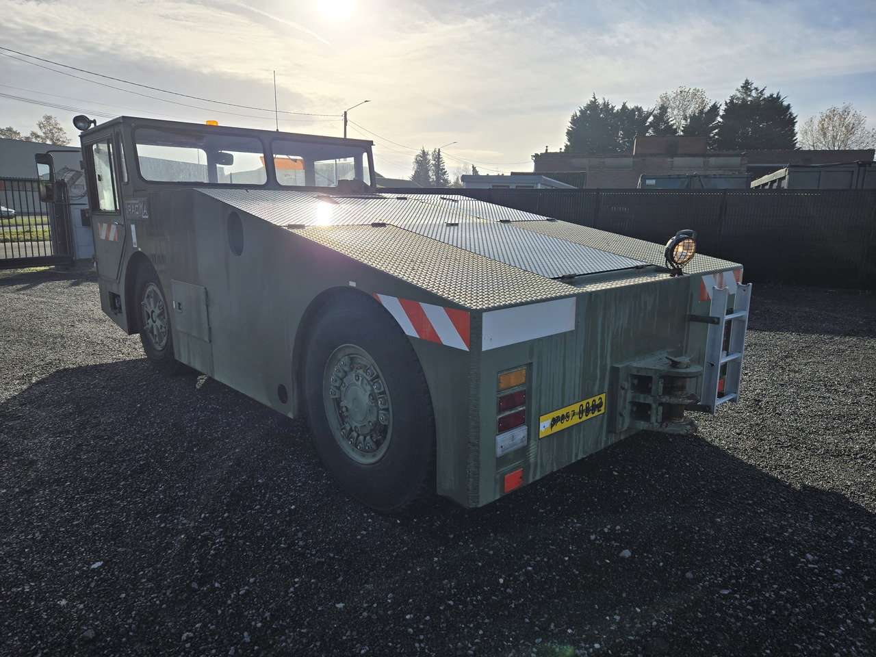 Tracma TD18000 - جرارات الطائرات: صور 3 Tracma TD18000 - جرارات الطائرات: صور 3