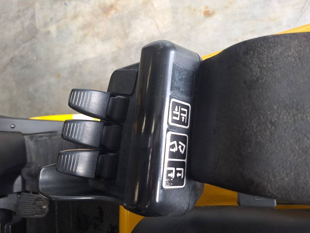 Yale GDP 16 VX - رافعة شوكية تعمل بالغاز: صور 4 Yale GDP 16 VX - رافعة شوكية تعمل بالغاز: صور 4