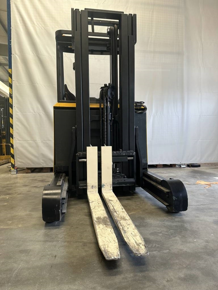 Yale MR14 - شاحنة مناولة: صور 5 Yale MR14 - شاحنة مناولة: صور 5