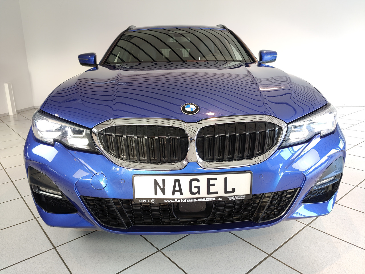 BMW 320 d xDrive Touring M Sport Nav Leder Rükam AHK - سيارة ستيشن: صور 2 BMW 320 d xDrive Touring M Sport Nav Leder Rükam AHK - سيارة ستيشن: صور 2