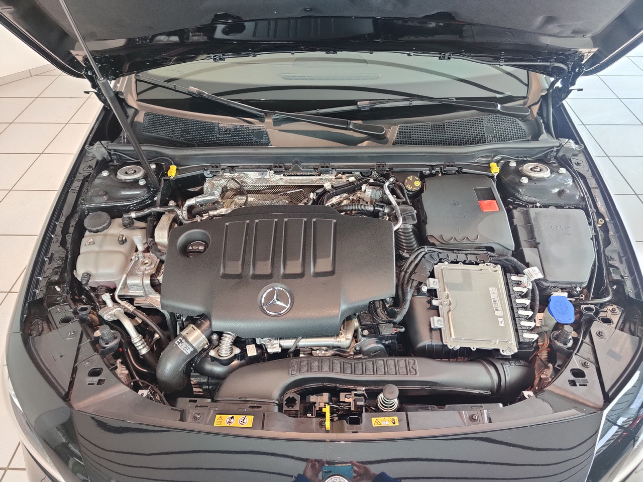 سيدان Mercedes-Benz A 220 d Navi LED Park RüKam AHK: صور 12 سيدان Mercedes-Benz A 220 d Navi LED Park RüKam AHK: صور 12