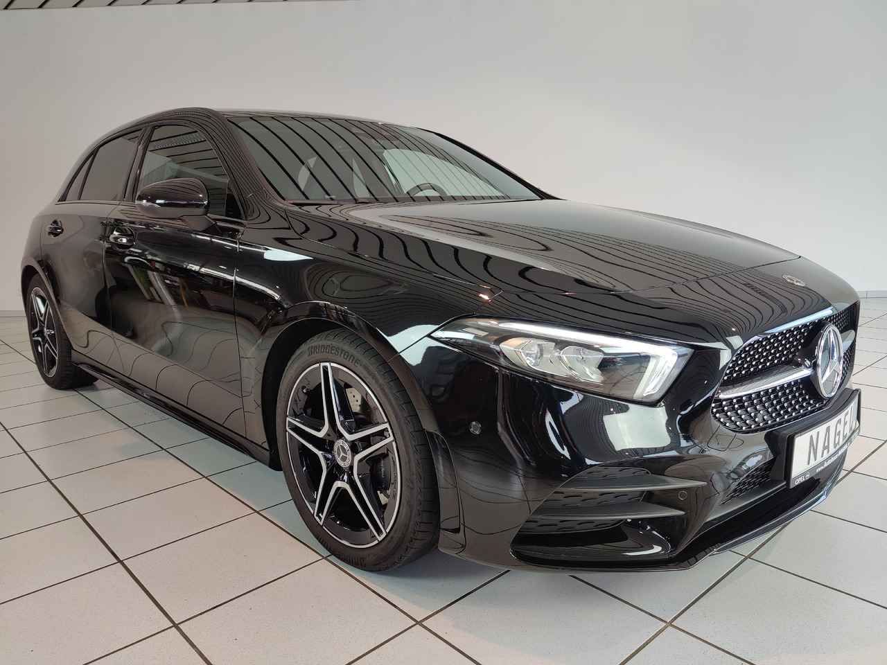 سيدان Mercedes-Benz A 220 d Navi LED Park RüKam AHK: صور 7 سيدان Mercedes-Benz A 220 d Navi LED Park RüKam AHK: صور 7