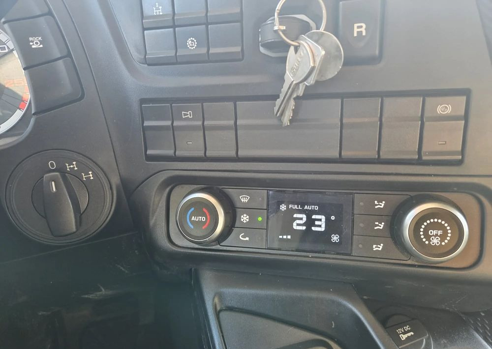 قلابات Iveco X-WAY: صور 8 قلابات Iveco X-WAY: صور 8