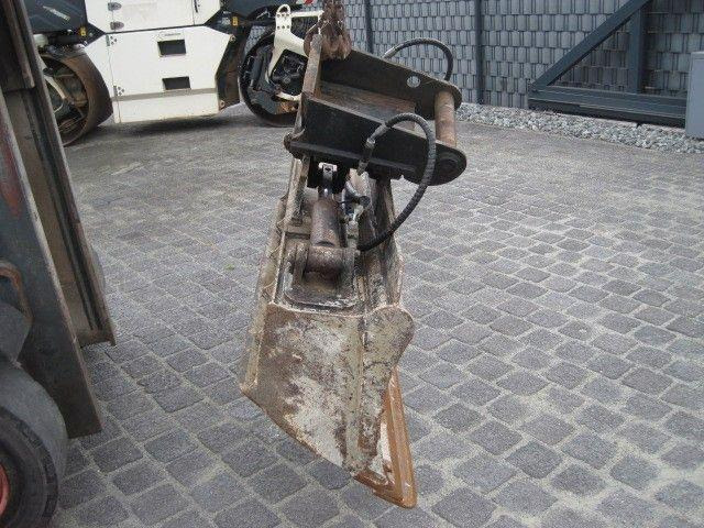 Grabenräumlöffel schwenkbar mit Lehnhoff Aufn. - بكت حفار: صور 2 Grabenräumlöffel schwenkbar mit Lehnhoff Aufn. - بكت حفار: صور 2