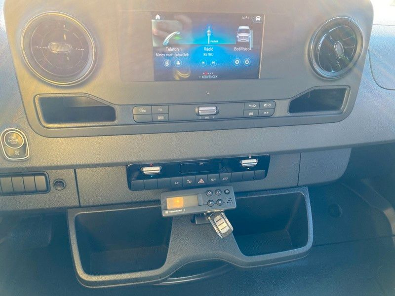 الشاحنات الصغيرة المبردة Mercedes-Benz Sprinter III Kasten FWD 211/215 CDI FWD L2: صور 14