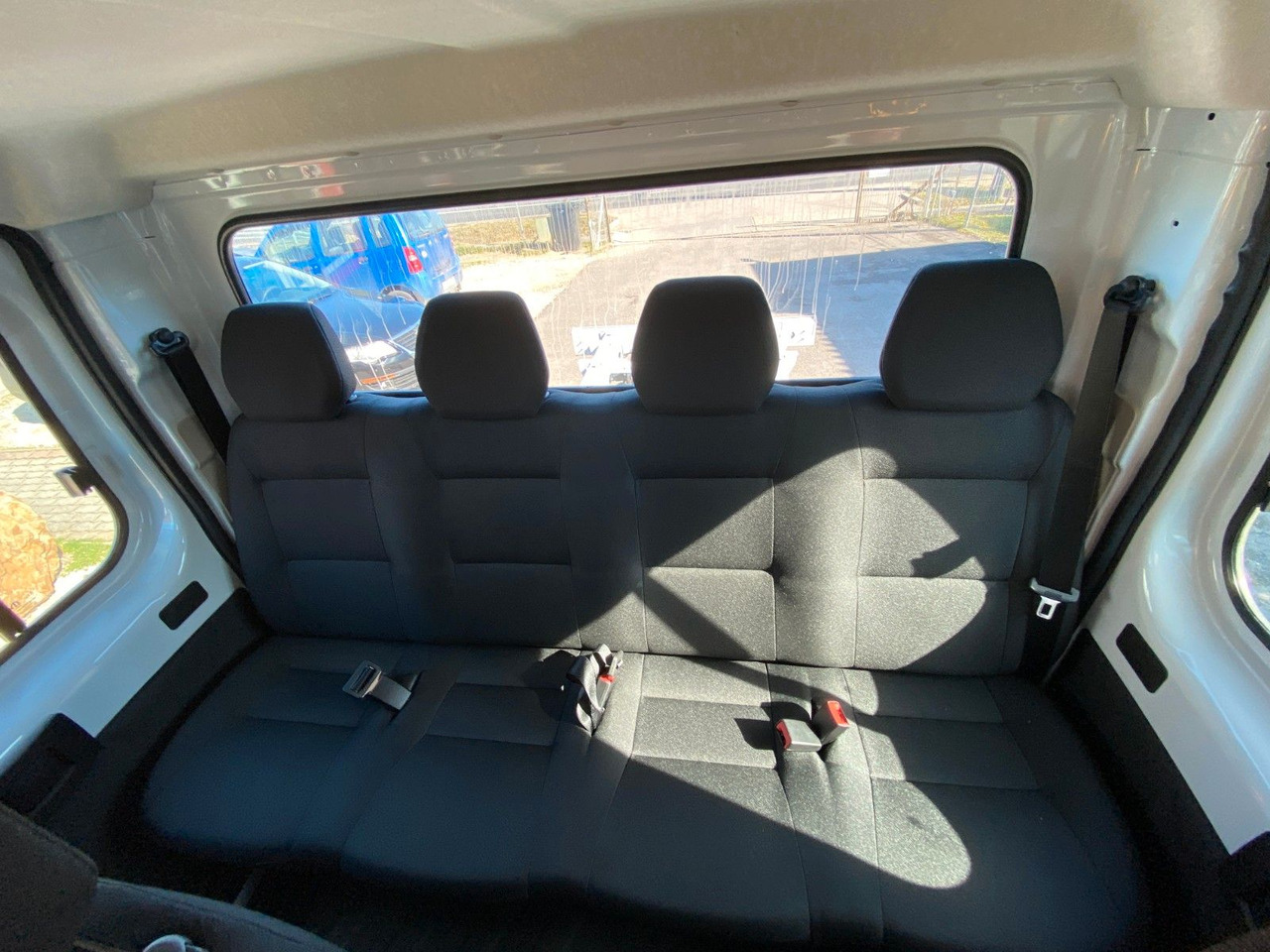 Peugeot BOXER CHDC L4 HEAVY PRITSCHE - الشاحنات الصغيرة المسطحة, الشاحنات الصغيرة كابينة مزدوجة: صور 5 Peugeot BOXER CHDC L4 HEAVY PRITSCHE - الشاحنات الصغيرة المسطحة, الشاحنات الصغيرة كابينة مزدوجة: صور 5