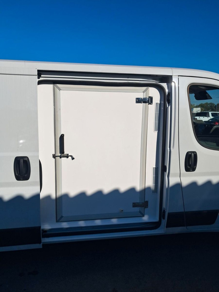 Peugeot Boxer - الشاحنات الصغيرة المبردة: صور 5 Peugeot Boxer - الشاحنات الصغيرة المبردة: صور 5