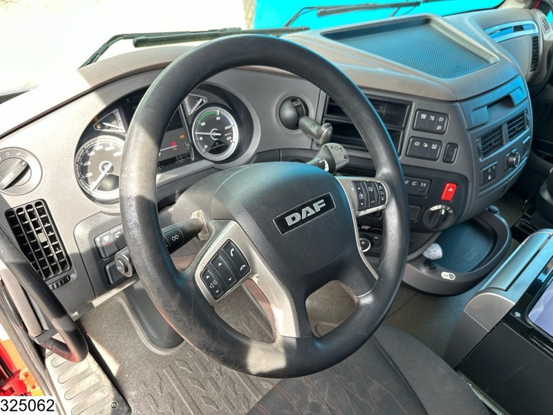 DAF XF 530 EURO 6, Standairco, PTO - شاحنة جرار: صور 5 DAF XF 530 EURO 6, Standairco, PTO - شاحنة جرار: صور 5