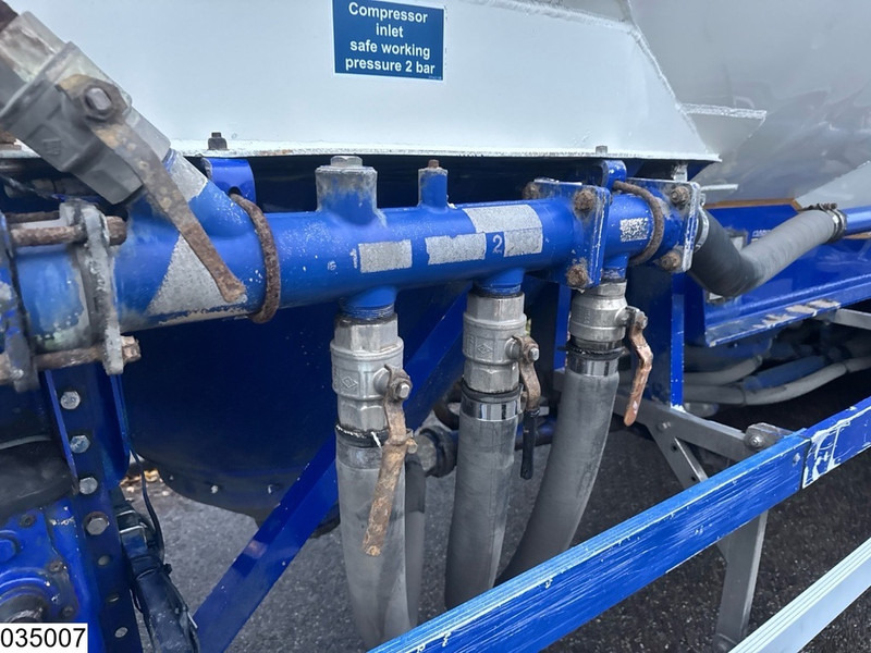 نصف مقطورة صهريج Feldbinder Silo 40.000 Liter, 3 Comp: صور 12 نصف مقطورة صهريج Feldbinder Silo 40.000 Liter, 3 Comp: صور 12