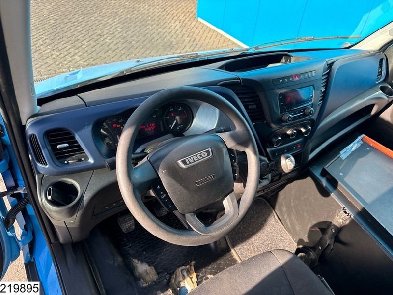 Iveco Daily Daily 35 NP EURO 6, CNG, Manual transmission - الشاحنات الصغيرة صندوق مغلق: صور 5 Iveco Daily Daily 35 NP EURO 6, CNG, Manual transmission - الشاحنات الصغيرة صندوق مغلق: صور 5