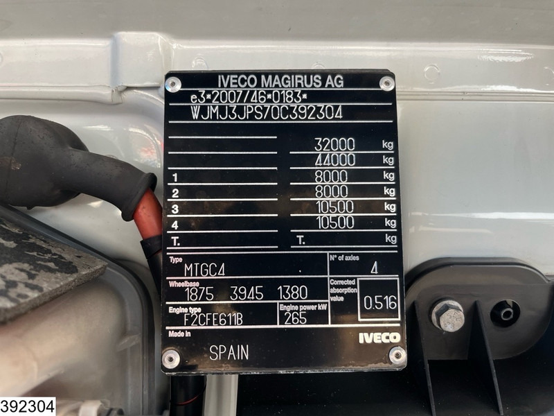 شاحنات مسطحة, شاحنة كرين Iveco Trakker 360 8x4, EURO 6, Retarder, Palfinger: صور 15