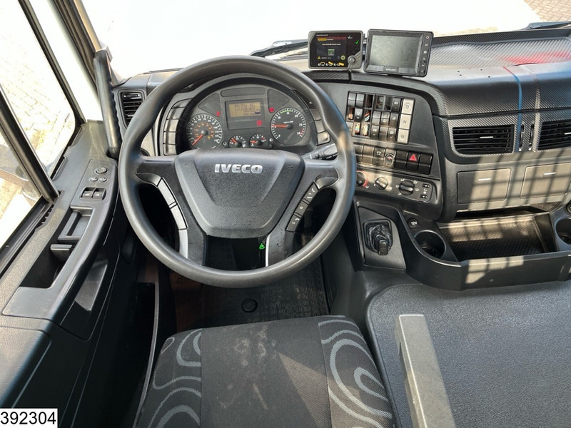 شاحنات مسطحة, شاحنة كرين Iveco Trakker 360 8x4, EURO 6, Retarder, Palfinger: صور 14