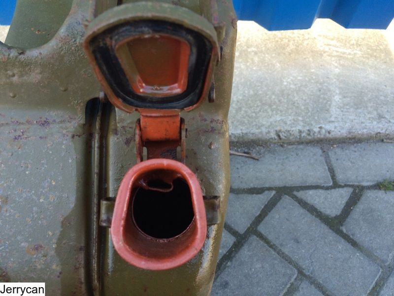 Jerrycan Jerrycan - خزان تخزين: صور 4 Jerrycan Jerrycan - خزان تخزين: صور 4