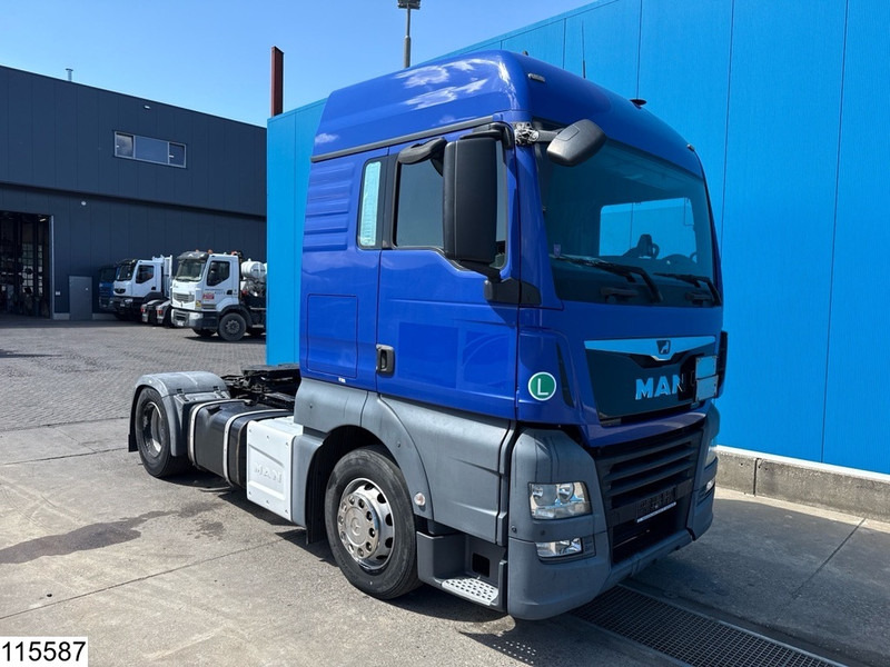 MAN TGX 18 420 EURO 6, ADR, Standairco, PTO - شاحنة جرار: صور 2 MAN TGX 18 420 EURO 6, ADR, Standairco, PTO - شاحنة جرار: صور 2