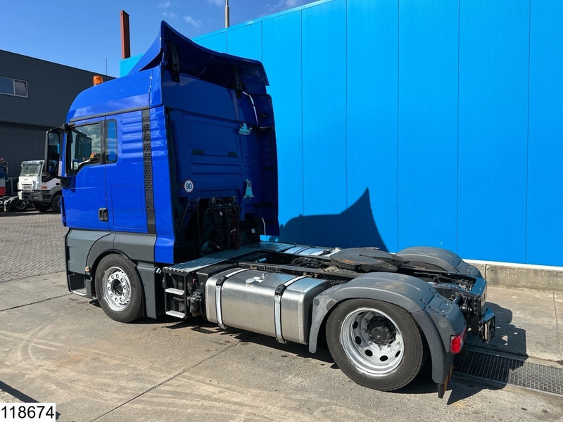 MAN TGX 18 460 EURO 6, Retarder, Standairco - شاحنة جرار: صور 4 MAN TGX 18 460 EURO 6, Retarder, Standairco - شاحنة جرار: صور 4