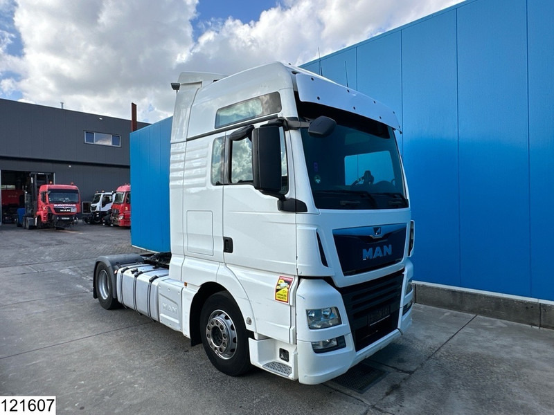 MAN TGX 18 460 EURO 6 - شاحنة جرار: صور 3 MAN TGX 18 460 EURO 6 - شاحنة جرار: صور 3