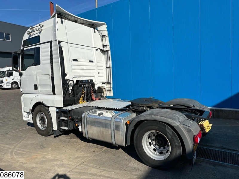 MAN TGX 18 480 EURO 6 - شاحنة جرار: صور 4 MAN TGX 18 480 EURO 6 - شاحنة جرار: صور 4