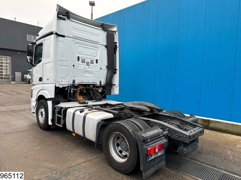 Mercedes-Benz Actros 1842 EURO 6 - شاحنة جرار: صور 4 Mercedes-Benz Actros 1842 EURO 6 - شاحنة جرار: صور 4