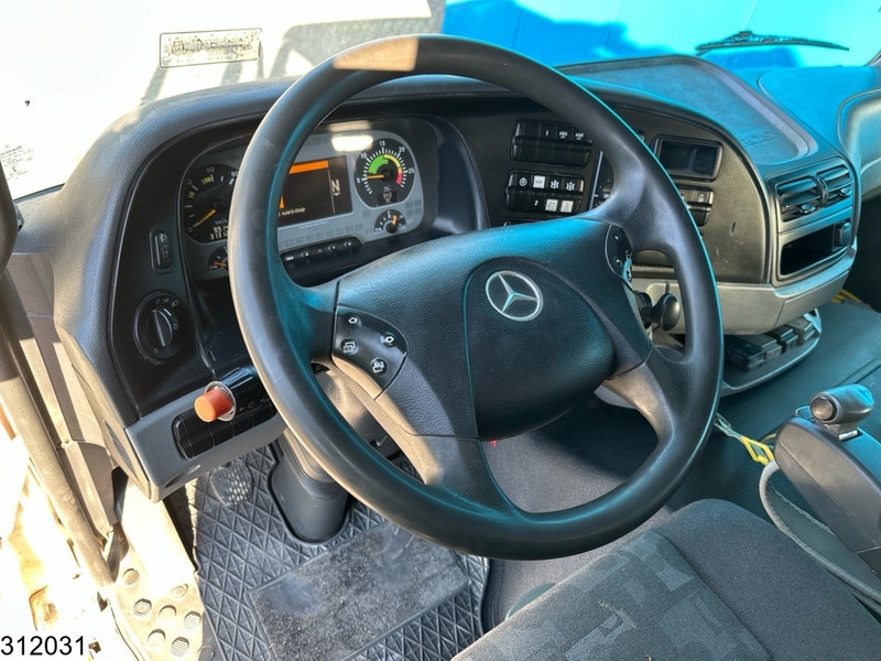 Mercedes-Benz Actros 3244 8x4, PUMI, Putzmeister, 24 MTR, Telligent 16 - مضخة خرسانة: صور 4 Mercedes-Benz Actros 3244 8x4, PUMI, Putzmeister, 24 MTR, Telligent 16 - مضخة خرسانة: صور 4